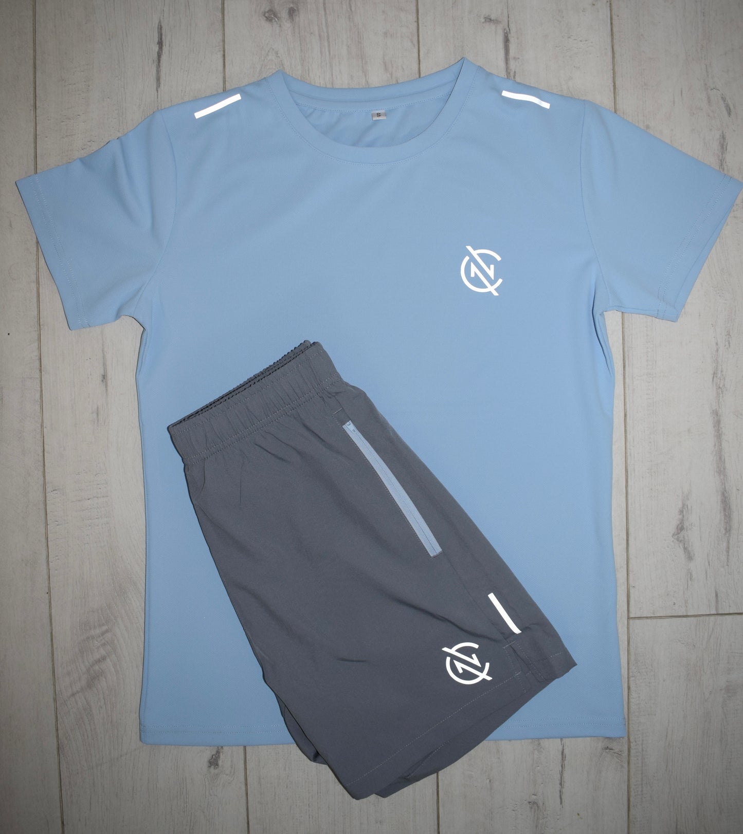 Ndura Pulse 1.0 Co-Ord Set in Arctic